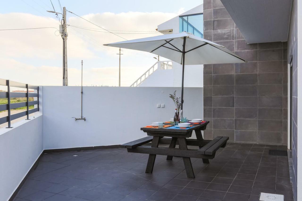 Vitamin Sea, The Terrace Apartment Baleal Bagian luar foto